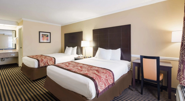 Четырёхместный номер Standard Best Western - McKenzie