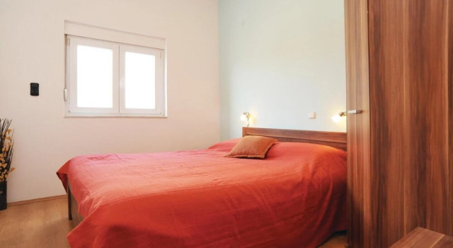 Stunning Home in Maslenica With Wifi and 3 Bedrooms