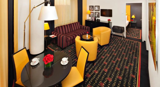 Апартаменты Classic Vienna House Easy by Wyndham Katowice