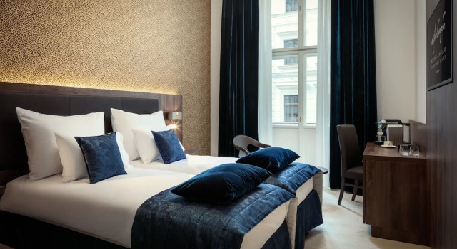 Номер Connecting Deluxe Michelangelo Grand Hotel