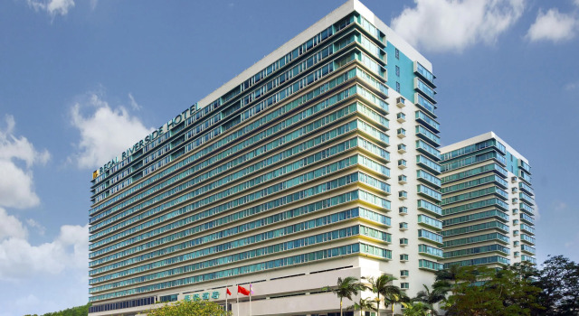 Regal Riverside Hotel