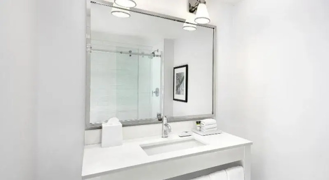 Шестиместный номер Standard Grand Park Hotel Vancouver Airport, an Ascend Collection Hotel