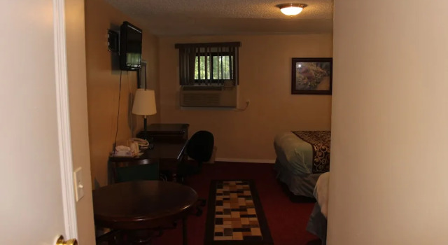 Budget Inn of Massapequa, Rezervasyon Otel Massapequa Long Island