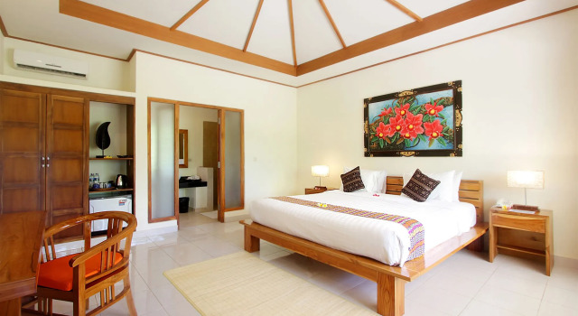 Puri Sari Beach Hotel