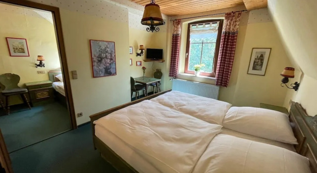 Трёхместный номер Standard Bayerischer Hof