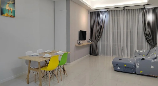 Executive Azure Next to New World Hotel