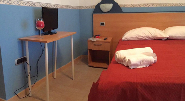 Santa Lucia Hotel, Varaa Hotelli Corigliano Calabro Calabria