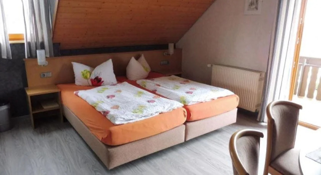Pension Doris, Reserva ahora Hotel Hoteles en Baden-Wurtemberg con aparcamiento, Aparcamiento