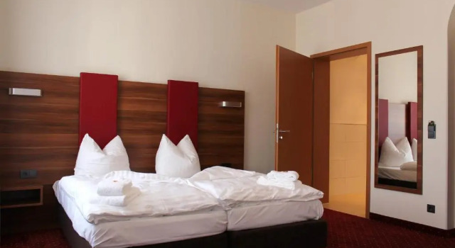 Двухместный номер Standard Hotel Schwibbogen Altstadt & Apartments