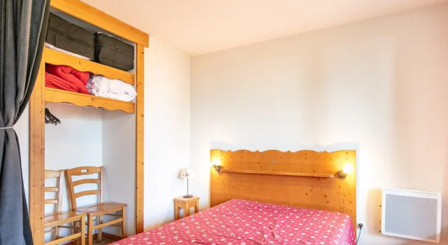 Serene Alpine Stay for 6 Guests
