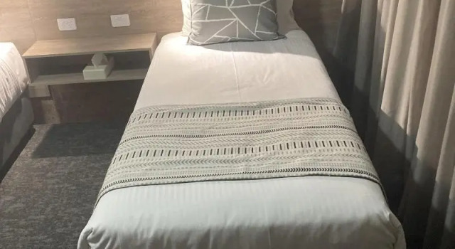 Hamilton Henry Parkes Motor Inn, Забронировать Отель Отели Паркс 3 звезды, рядом с Смотровая площадка «Мемориал-Хилл», 3*