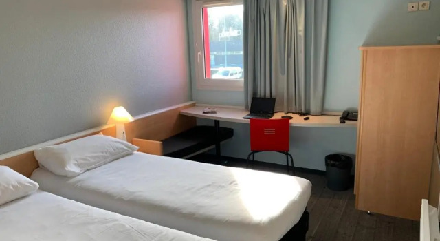 Двухместный номер Standard Ibis Auray