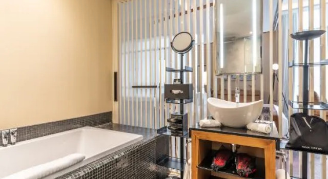 Двухместный полулюкс Five Seas by Inwood Hotels