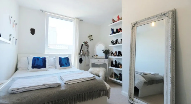 A Charming and Luxurious 2BR Flat on Walthamstow, Забронировать Отель Уолтамстоу Лондон