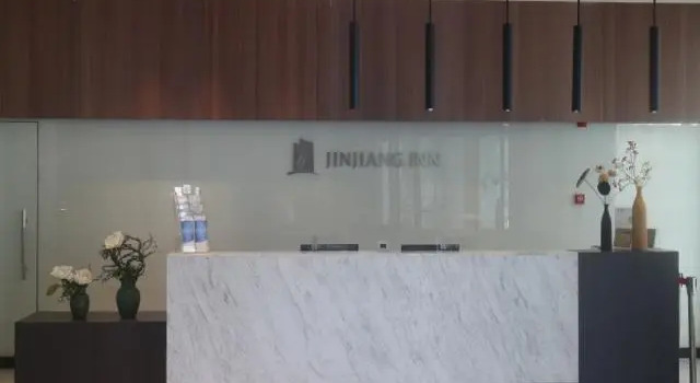 Jinjiang Inn Pingliang West Railway Station Xuanhe New City, Book Hotel Pingliang Gansu