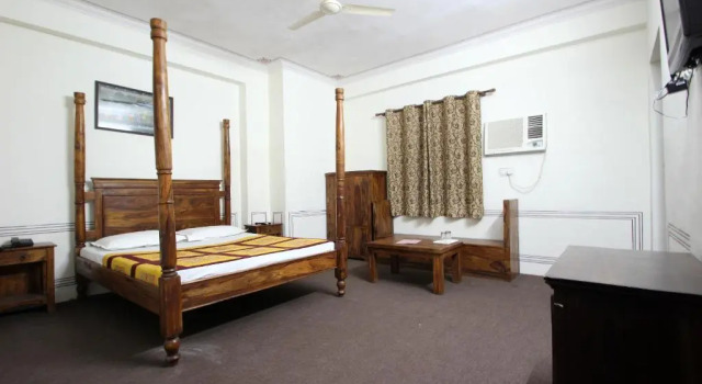 Люкс Hotel Raghuraj Palace