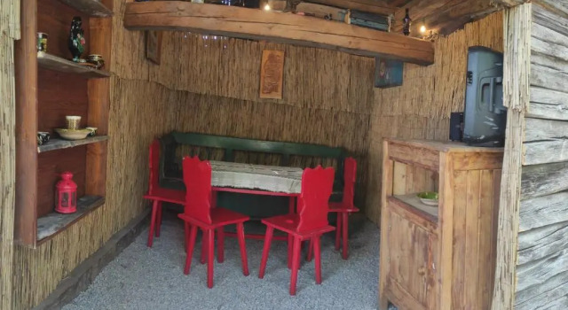 Коттедж с 2 комнатами Holiday Nature House