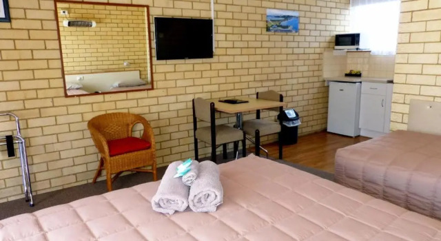 Студия Standard Coastal Comfort Motel