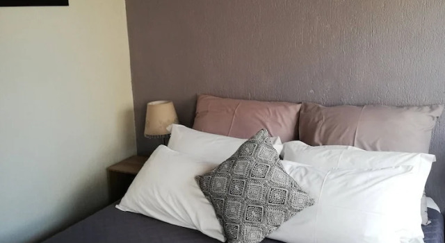 Melkweg is Situated in Nelspruit , Close to Kruger Park and Mozambique, Book Vacation Home Cottages in Bulembu, Cottage