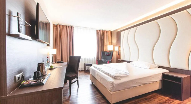 Одноместный номер Standard PLAZA Hotel Hanau