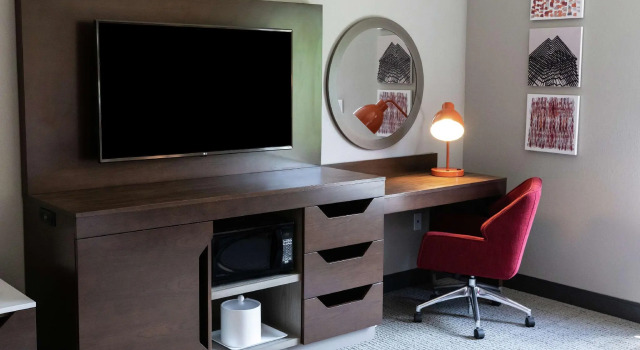 Четырёхместный номер Standard Hampton Inn Black Mountain