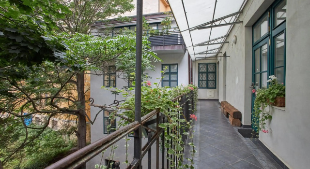 Jeruzalémská - Synagogue Apartments, Забронировать Апартаменты/квартира Отели Праги с парковкой, рядом с И. П. Павлова, Парковка