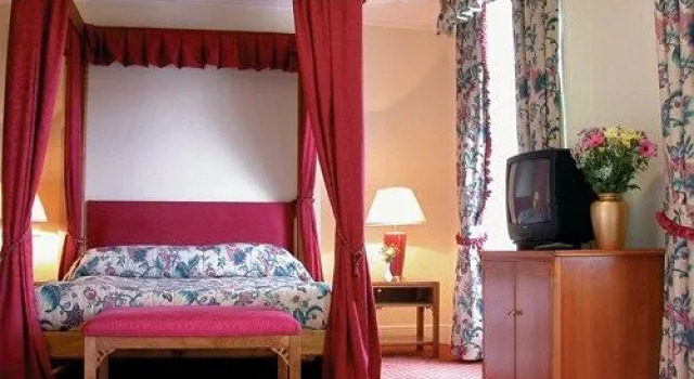 Templars Hotel and Carvery, Book Hotel Baldock Hertfordshire