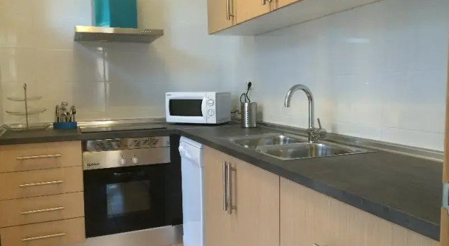 Четырёхместные апартаменты c 1 комнатой с балконом Life Apartments Alameda Colón