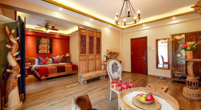 Полулюкс Hidden Garden Inn (Airport Transfer)