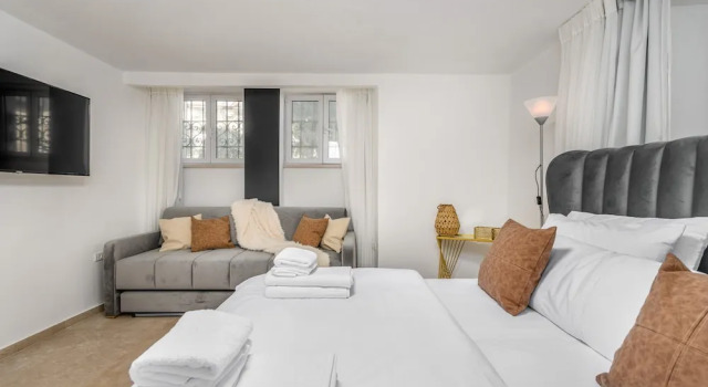 Апартаменты Nina Luxury Apartment