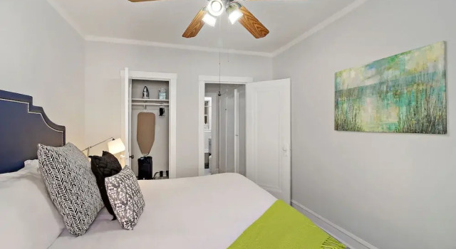 1BR Cozy Apt - Marshfield 27-W2, Забронировать Апартаменты/квартира Чикаго Большой Чикаго, рядом с Remy Bumppo Theatre Company