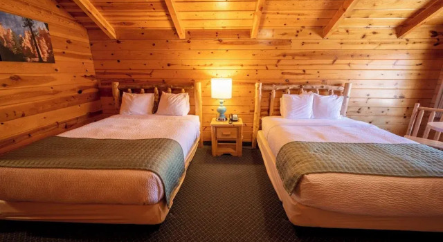 Четырёхместный номер Standard Bryce Canyon Inn
