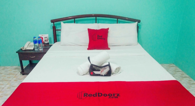 RedDoorz @ V Rama Cebu, Book Hotel Cebu City Cebu