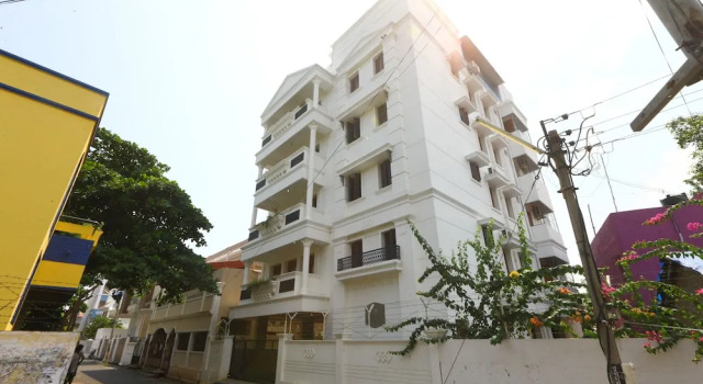 OYO 9785 Home Spacious 3BHK Rock Beach, Забронировать Отель Отели штата Тамилнада 3 звезды, 3*