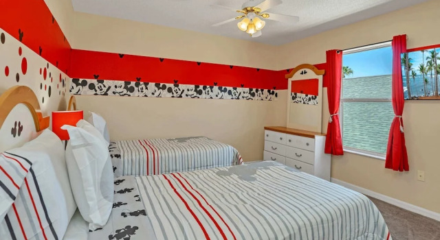 Spacious Pool Area and Game Room, Quiet Location Close to Disney #6lb73, Varaa Lomakoti Kissimmee Kissimmee