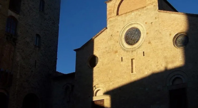La Locanda di Quercecchio, Забронировать Отель Отели и гостиницы Сан-Джиминьяно, Отель