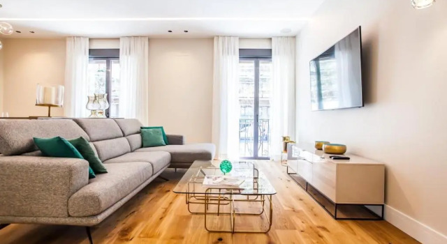Luxury Apartment Salamanca District, Забронировать Апартаменты/квартира Отели Мадрида с парковкой, рядом с Церковь Святого Иоанна Креста, Парковка