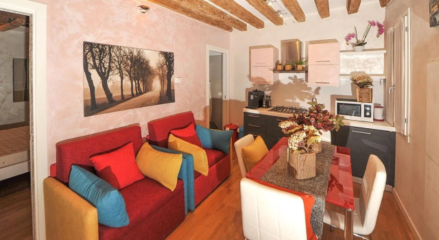 Beautiful Apartment in Venezia With Wifi and 1 Bedrooms, Забронировать Апартаменты/квартира Апартаменты Венеции, рядом с Консульство Франции в Венеции, Апартаменты/квартира