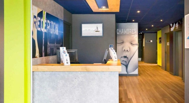 Кровать в общем номере Ibis Budget Saint Malo Centre