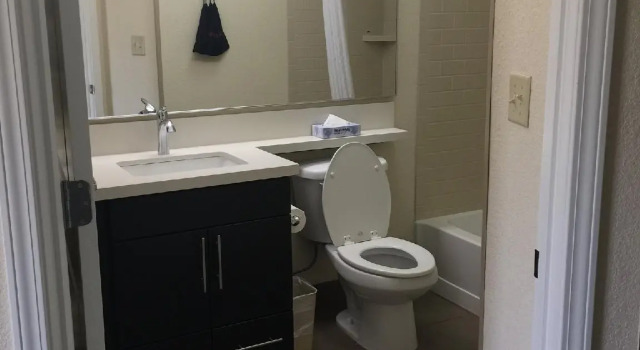 Четырёхместный люкс Candlewood Suites Woodward by IHG