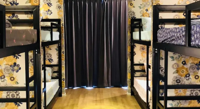Семейный номер Standard с балконом WJ Hostel