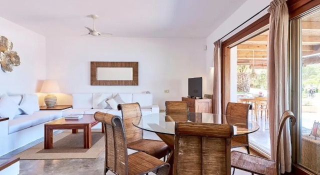 Villa Sa Codolar, Book Villa Hotels in Ibiza with a Pool, Swimming Pool