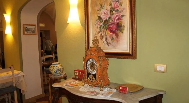 Hotel Porta Santa Maria, Book Hotel Hoteller i Busca med parkering, Parkering