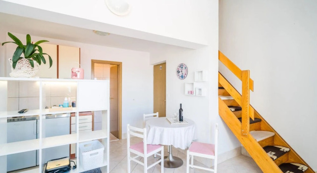 Stunning Apartment in Cavtat With 1 Bedrooms and Wifi, Забронировать Апартаменты/квартира Отели Цавтат с парковкой, рядом с Пляж Циста Лука 1, Парковка