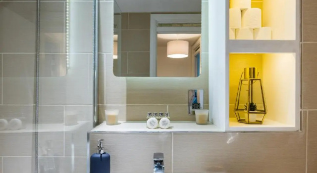 Апартаменты Deluxe The Waterloo Apartments