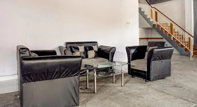 OYO 3220 Kost Putri Exclusive 272, Book Hotel Depok 
