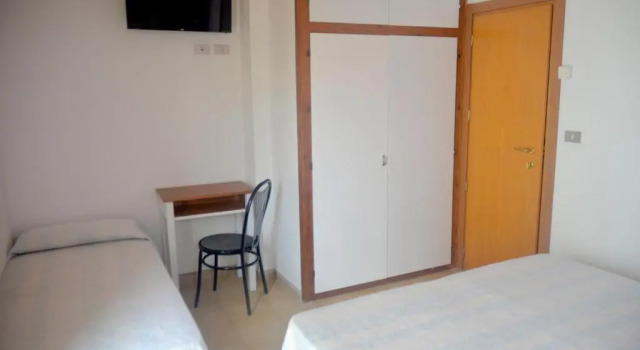 Трёхместный номер Standard с балконом Hotel Zenith