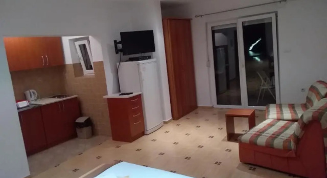 Студия с балконом и с красивым видом из окна Apartments Villa Čučuk