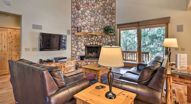Hike, Fish, Golf & Ski: High Country Log Cabin!