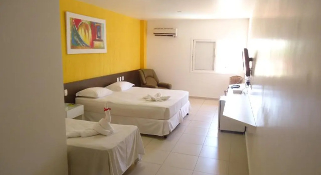 Трёхместный номер Standard Hotel Des Basques